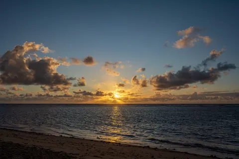 Ocean Sunset 4K Wallpaper · ocean · 3840×2560
