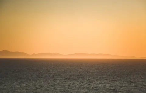 Ocean Sunset 4K Wallpaper · ocean · 3840×2466