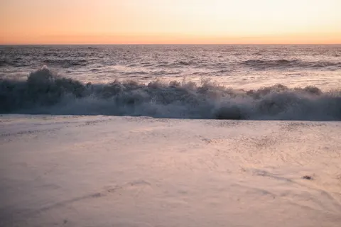 Ocean Sunset 4K Wallpaper · ocean · 3840×2560