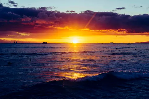Ocean Sunset 4K Wallpaper · ocean · 3840×2563