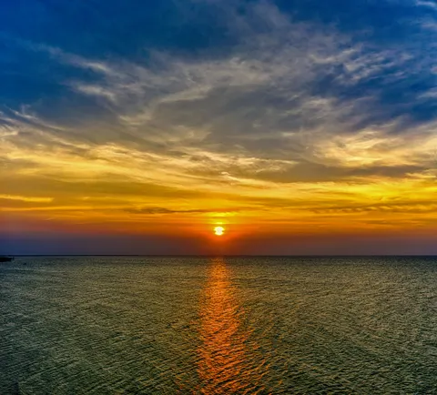 Ocean Sunset 4K Wallpaper · ocean · 3840×3474