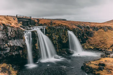 Wallpaper Air Terjun 4K · nature · 3840×2560