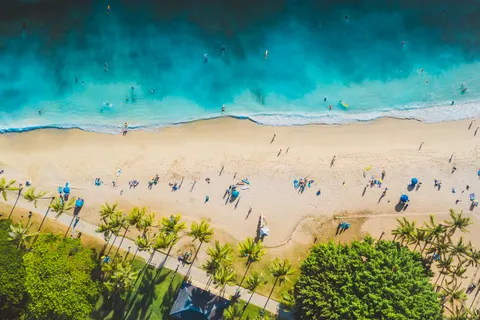 Beach from Above 4K Wallpaper · ocean · 3840×2558