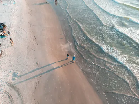 Beach from Above 4K Wallpaper · ocean · 3840×2880