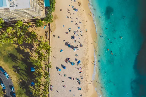 Beach from Above 4K Wallpaper · ocean · 3840×2558