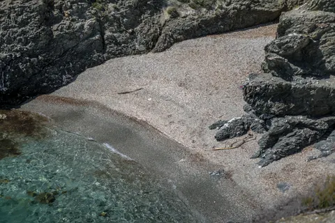 Beach from Above 4K Wallpaper · ocean · 3840×2560