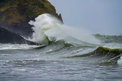Stormy Sea 4K Wallpaper · ocean · 3840×2560