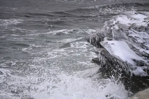 Stormy Sea 4K Wallpaper · ocean · 3840×2560