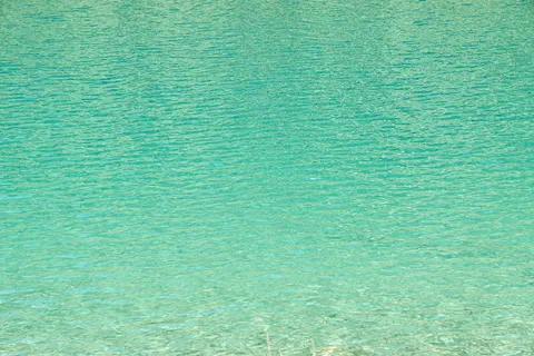 Clear Lagoon 4K Wallpaper · ocean · 3840×2560