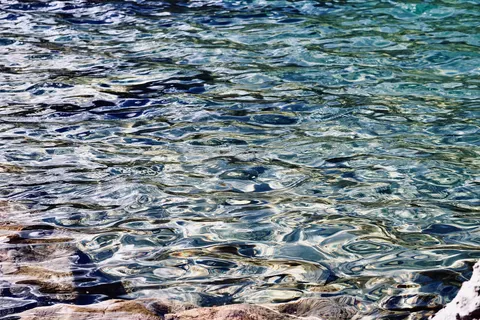 Clear Lagoon 4K Wallpaper · ocean · 3840×2560