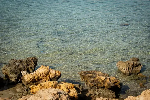 Clear Lagoon 4K Wallpaper · ocean · 3840×2553