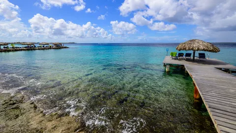 Clear Lagoon 4K Wallpaper · ocean · 3840×2160