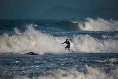 Surf Wave 4K Wallpaper · ocean · 3840×2560