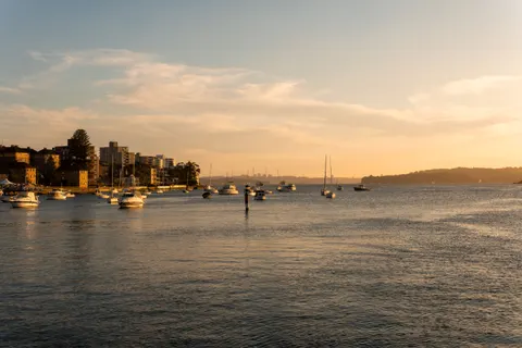 Coastal Harbor 4K Wallpaper · ocean · 3840×2560
