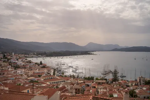 Coastal Harbor 4K Wallpaper · ocean · 3840×2560