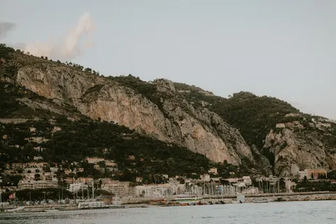 Coastal Harbor 4K Wallpaper · ocean · 3840×2560