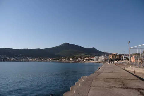 Coastal Harbor 4K Wallpaper · ocean · 3840×2560