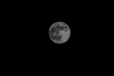 Full Moon 4K Wallpaper · space · 3840×2560