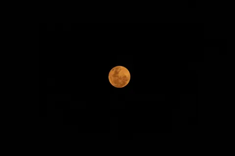 Full Moon 4K Wallpaper · space · 3840×2560