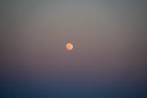 Full Moon 4K Wallpaper · space · 3840×2560