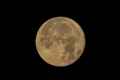 Full Moon 4K Wallpaper · space · 3840×2560