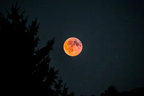 Full Moon 4K Wallpaper · space · 3840×2560