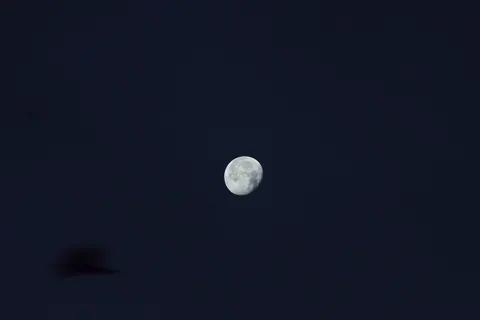 Full Moon 4K Wallpaper · space · 3840×2560