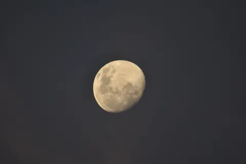Full Moon 4K Wallpaper · space · 3840×2560