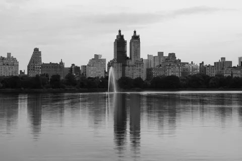 New York Skyline 4K Wallpaper · city · 3840×2563