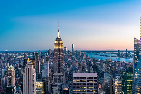 New York Skyline 4K Wallpaper · city · 3840×2563