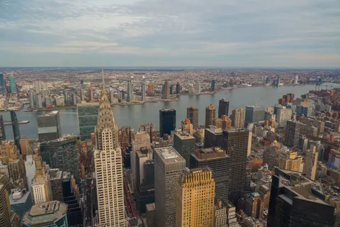 New York Skyline 4K Wallpaper · city · 3840×2560