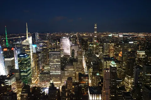 New York Skyline 4K Wallpaper · city · 3840×2560
