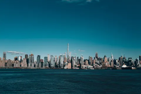 New York Skyline 4K Wallpaper · city · 3840×2556