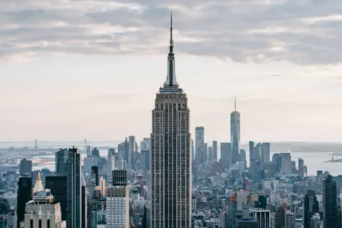 New York Skyline 4K Wallpaper · city · 3840×2560