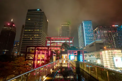 Hong Kong Night 4K Wallpaper · city · 3840×2561