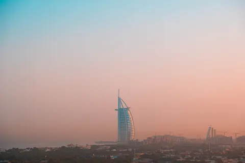 Dubai Skyline 4K Wallpaper · city · 3840×2560