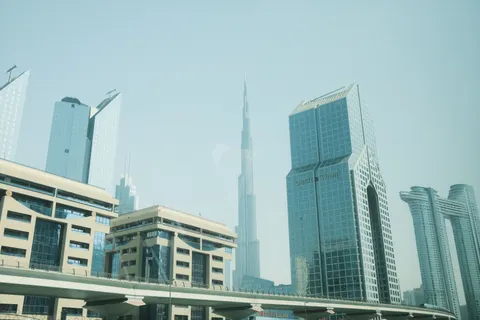 Dubai Skyline 4K Wallpaper · city · 3840×2560