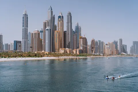 Dubai Skyline 4K Wallpaper · city · 3840×2560