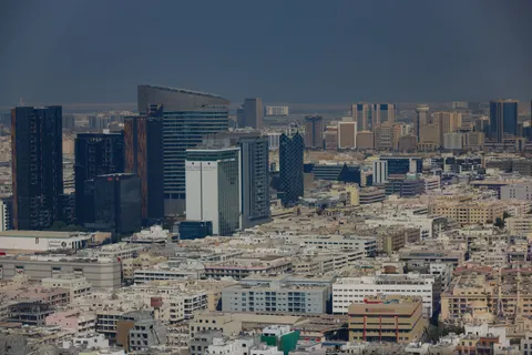 Dubai Skyline 4K Wallpaper · city · 3840×2561