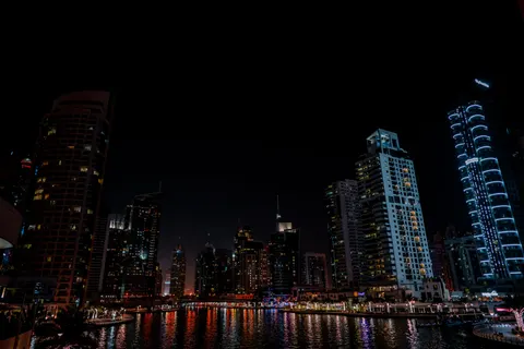 Dubai Skyline 4K Wallpaper · city · 3840×2560