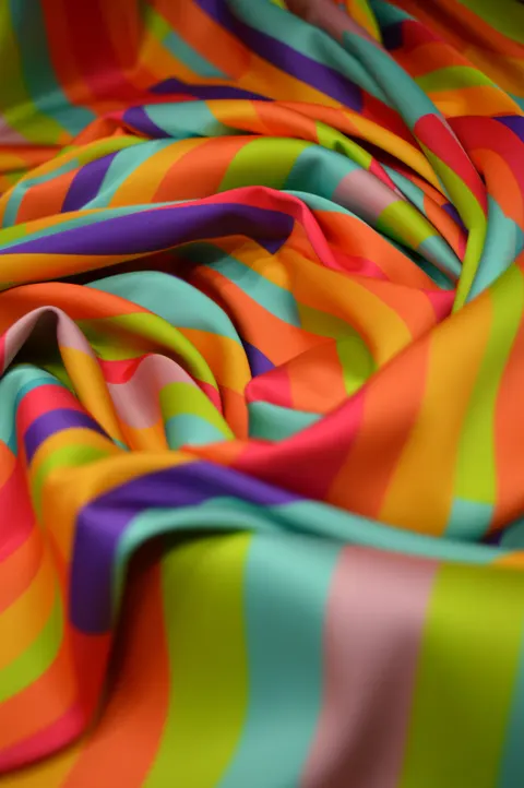 Silk Folds Phone Wallpaper · marble · 1440×2166