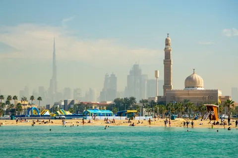 Dubai Skyline 4K Wallpaper · city · 3840×2553