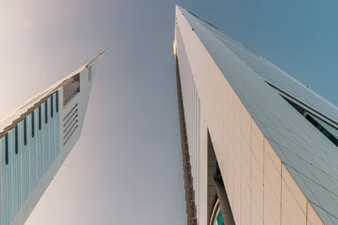 Dubai Skyline 4K Wallpaper · city · 3840×2560