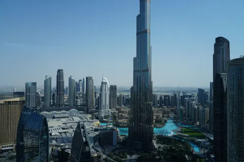 Dubai Skyline 4K Wallpaper · city · 3840×2560