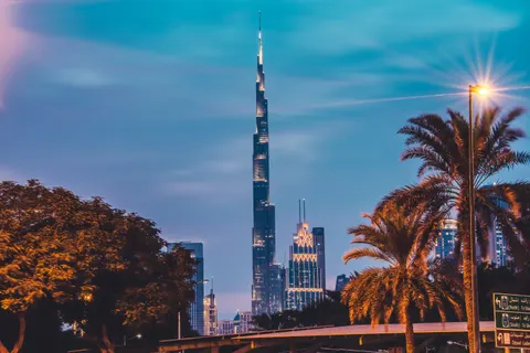 Dubai Skyline 4K Wallpaper · city · 3840×2563