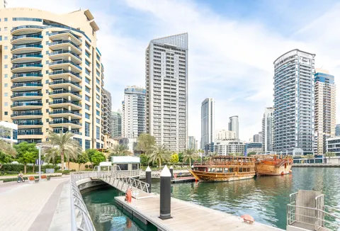 Dubai Skyline 4K Wallpaper · city · 3840×2607