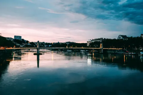 Paris at Night 4K Wallpaper · city · 3840×2560