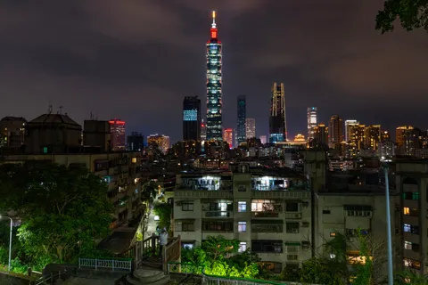 Shanghai Night 4K Wallpaper · city · 3840×2560