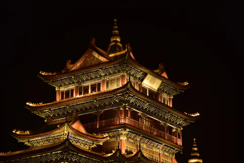 Shanghai Night 4K Wallpaper · city · 3840×2563
