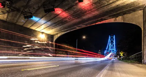 Light Trails 4K Wallpaper · city · 3840×2050